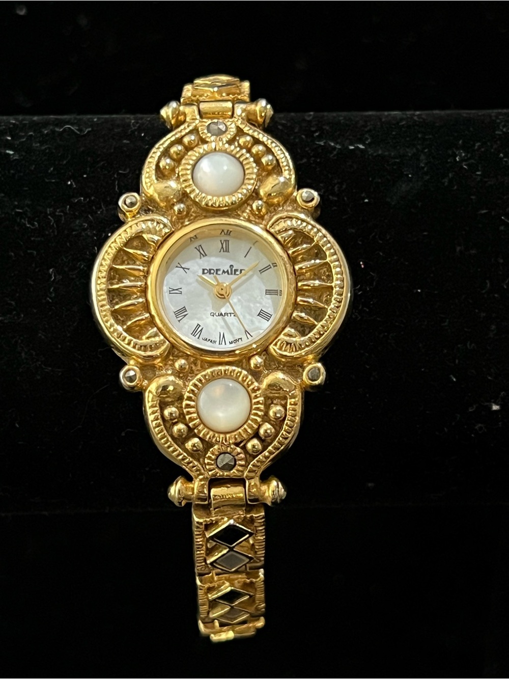 Premier Gold Tone Art Deco Watch Requires Battery